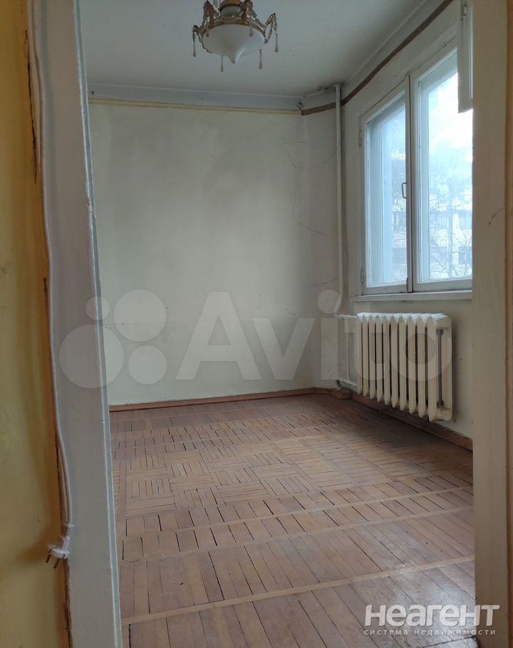 Продается 3-х комнатная квартира, 47 м²