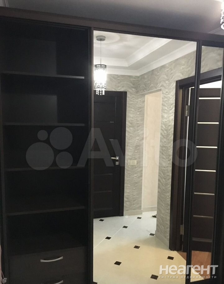 Продается 1-комнатная квартира, 39,7 м²