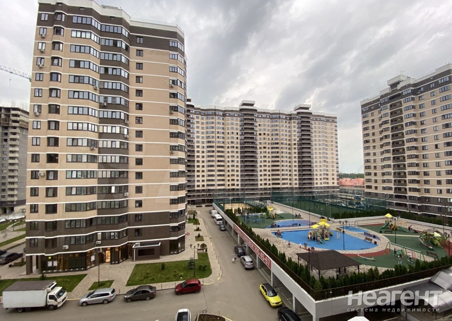 Сдается 1-комнатная квартира, 41 м²