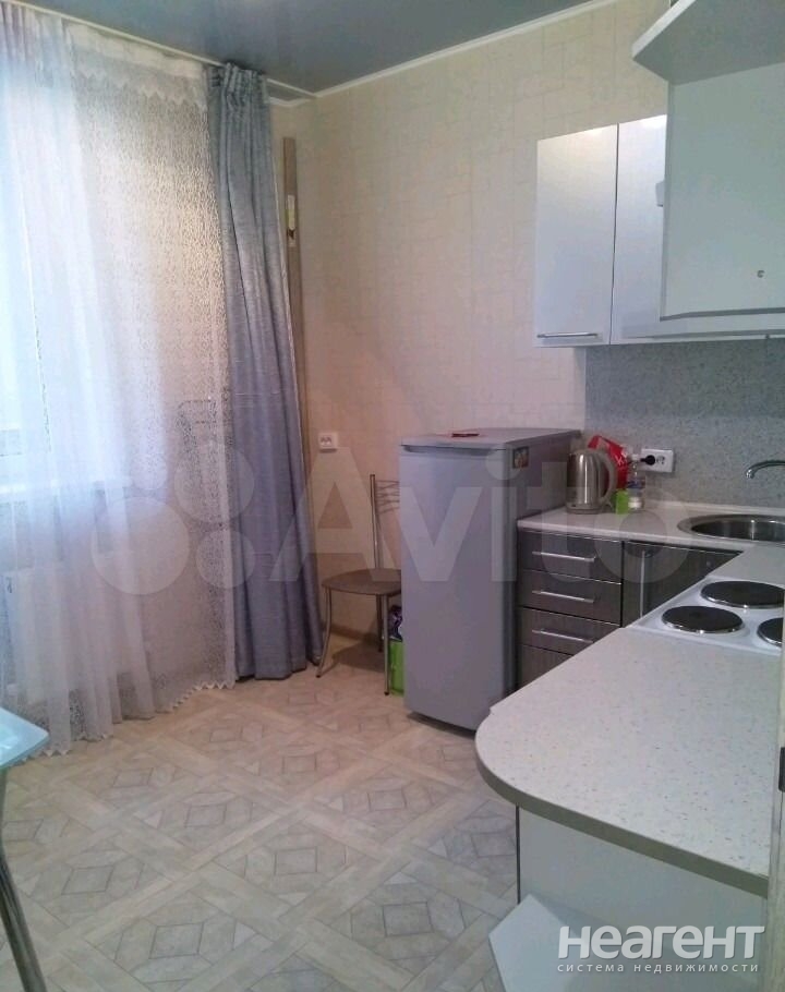 Сдается 1-комнатная квартира, 35 м²