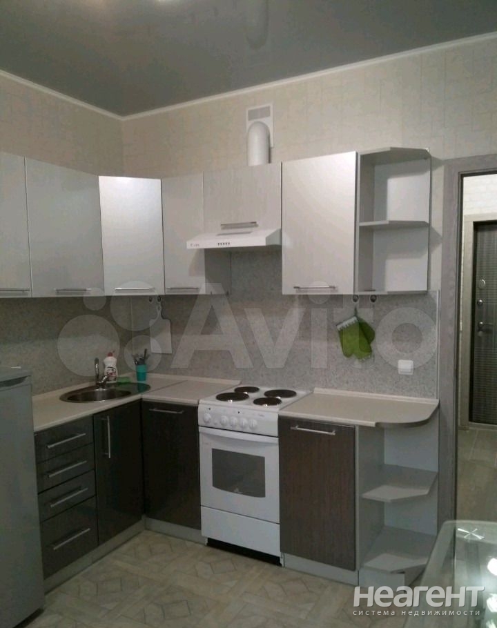 Сдается 1-комнатная квартира, 35 м²