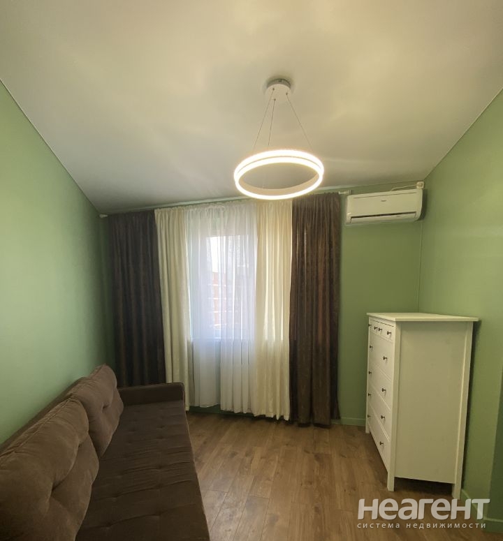 Сдается 2-х комнатная квартира, 60 м²