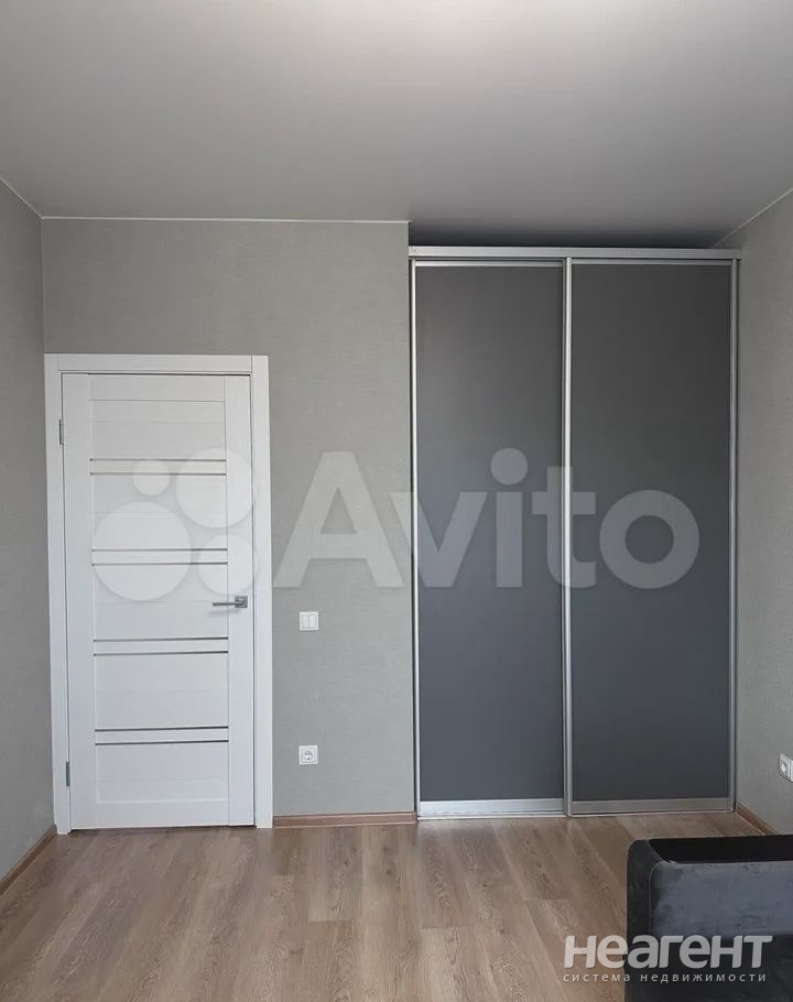 Продается 1-комнатная квартира, 33 м²