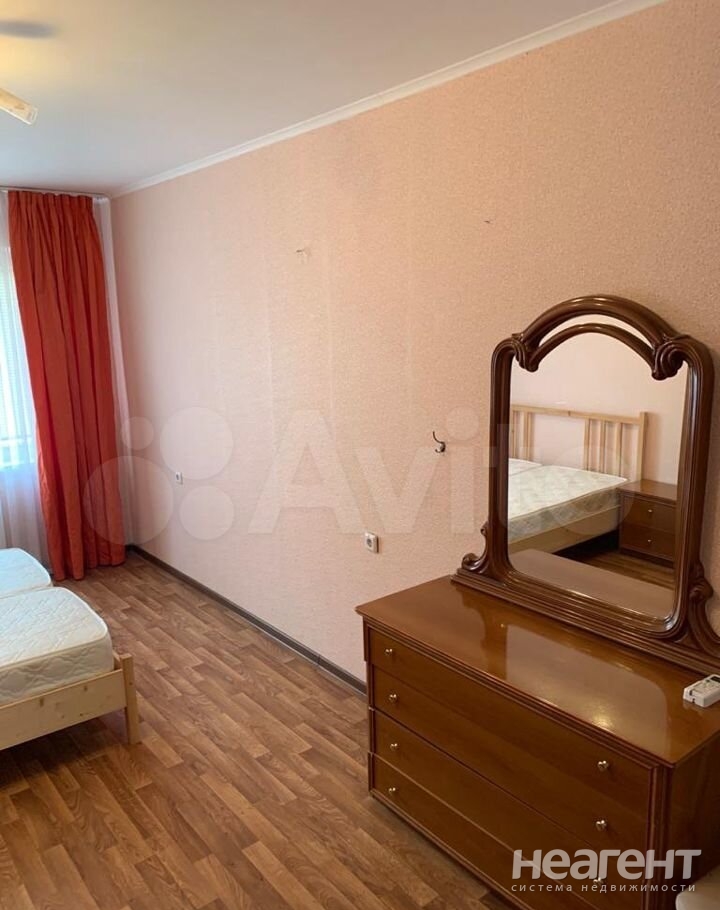 Сдается Многокомнатная квартира, 79 м²