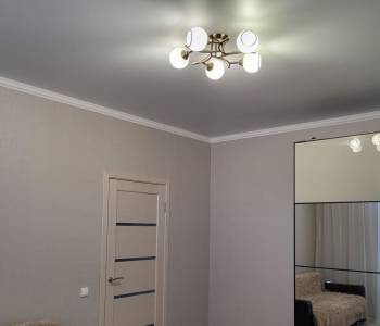 Продается 1-комнатная квартира, 45 м²