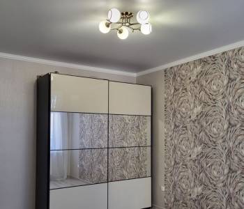 Продается 1-комнатная квартира, 45 м²