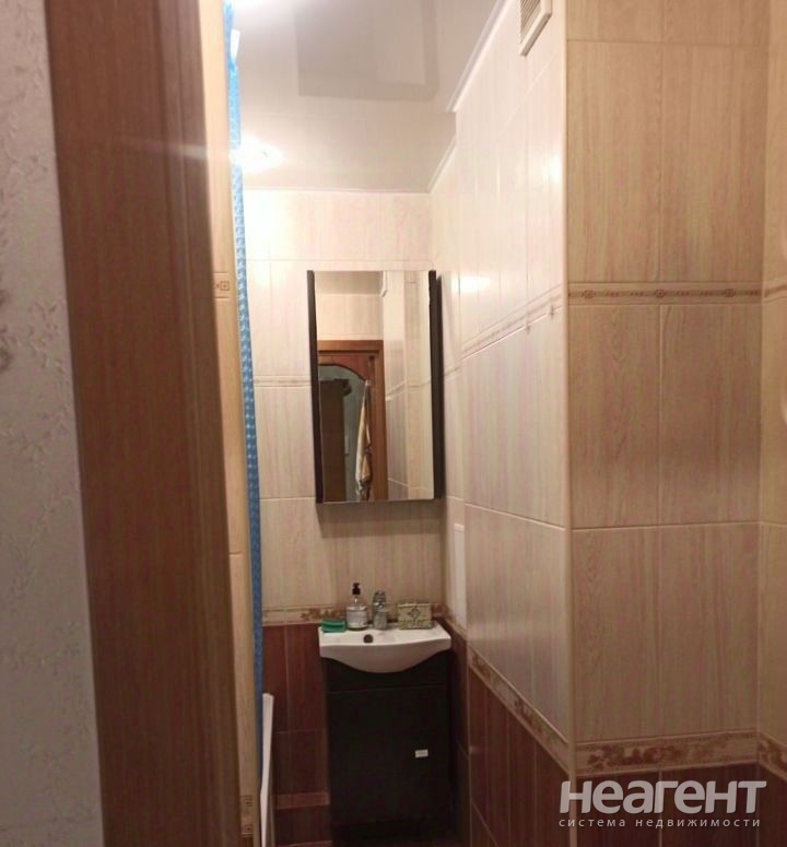 Сдается 2-х комнатная квартира, 74 м²