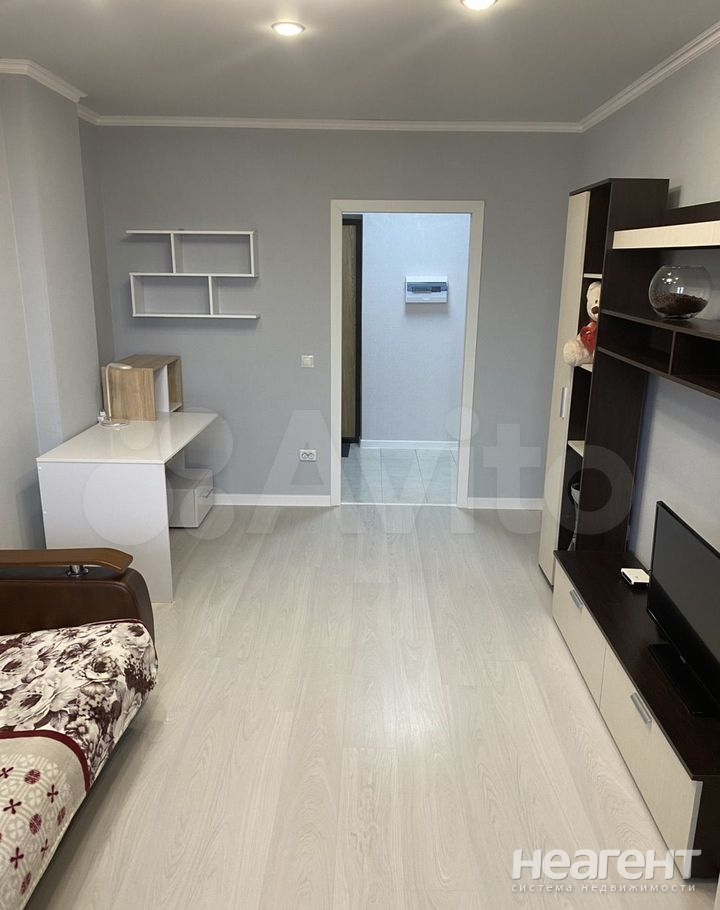 Продается 1-комнатная квартира, 39,2 м²