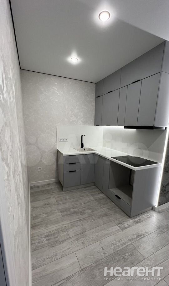 Продается 2-х комнатная квартира, 43 м²