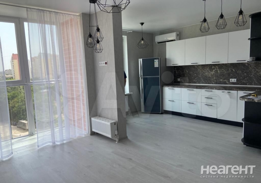 Продается 1-комнатная квартира, 33 м²