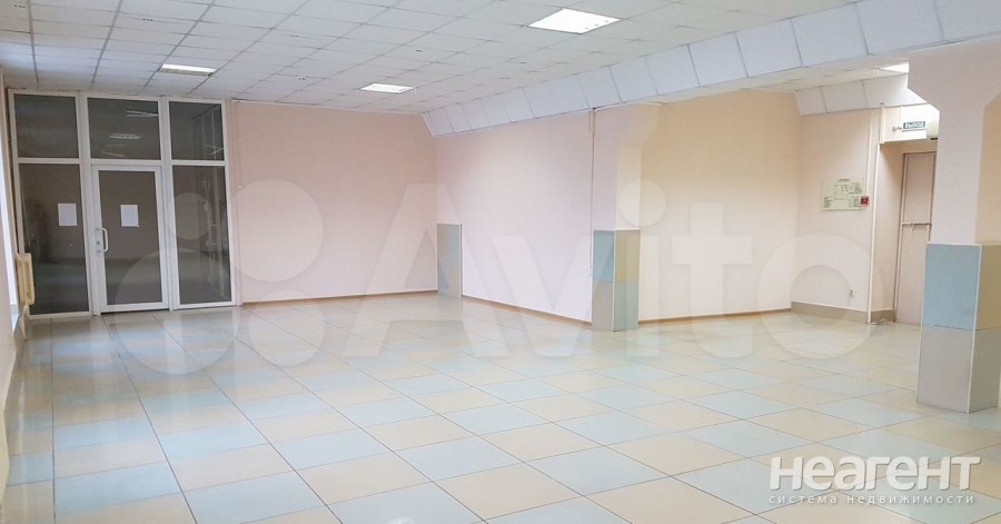 Сдается Торговое помещение, 106 м²