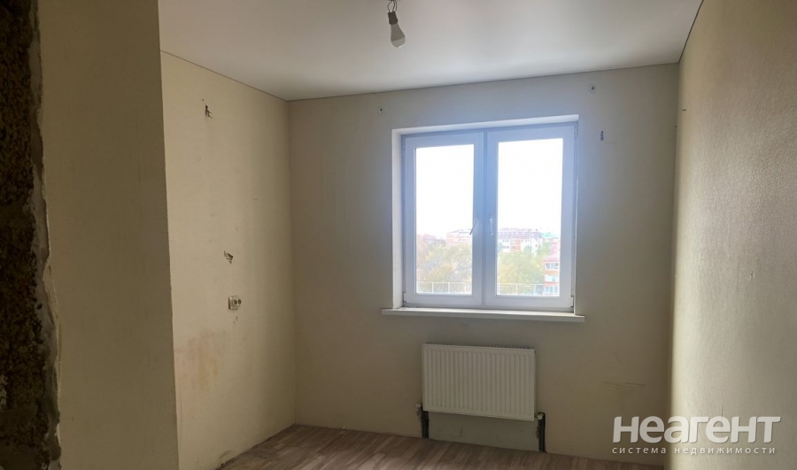 Продается 1-комнатная квартира, 32 м²