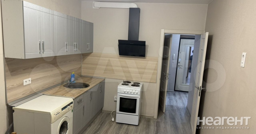 Сдается 1-комнатная квартира, 46 м²