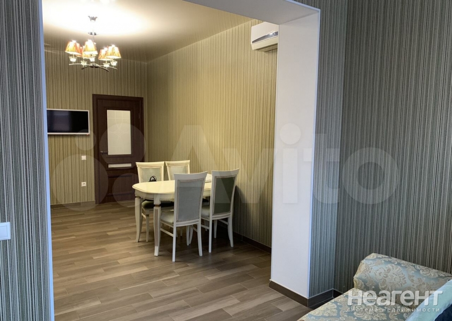 Сдается 2-х комнатная квартира, 75 м²