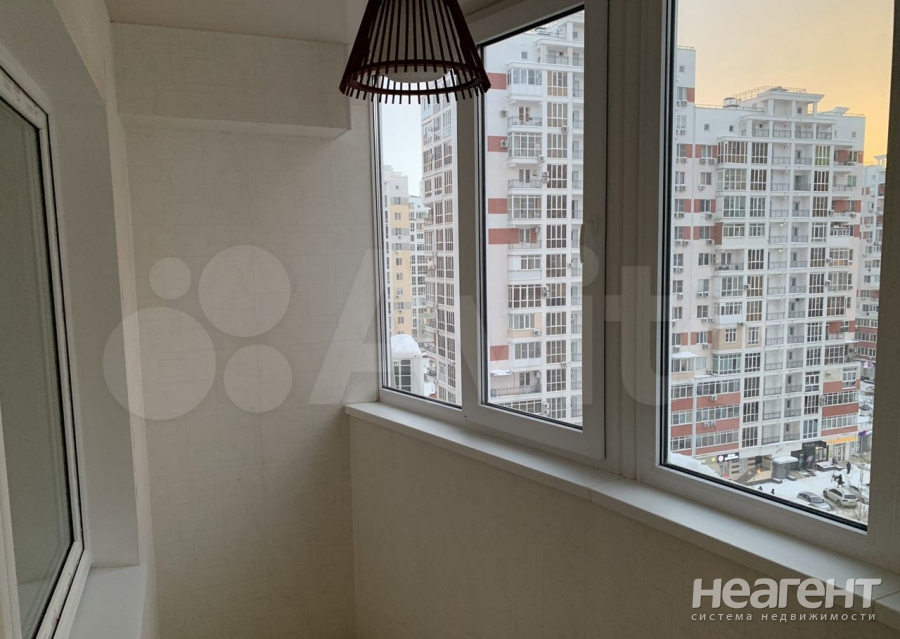 Сдается 2-х комнатная квартира, 75 м²