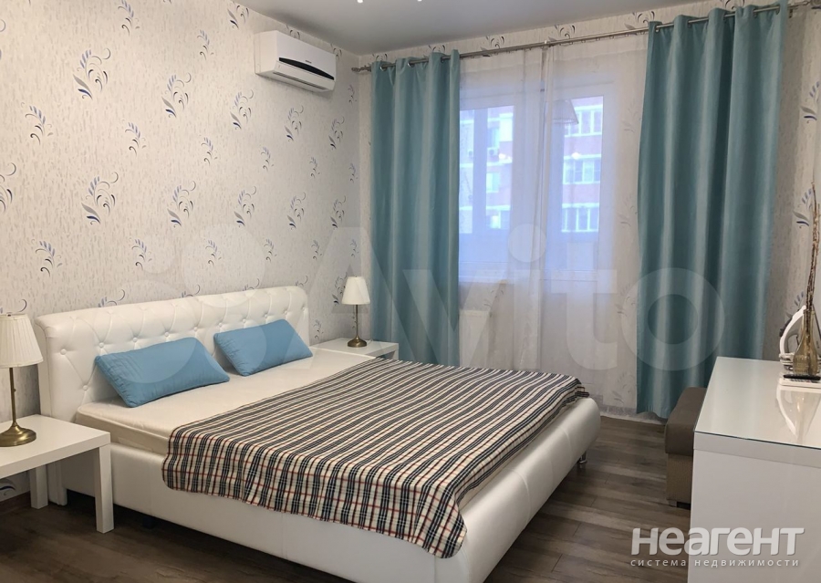 Сдается 2-х комнатная квартира, 75 м²