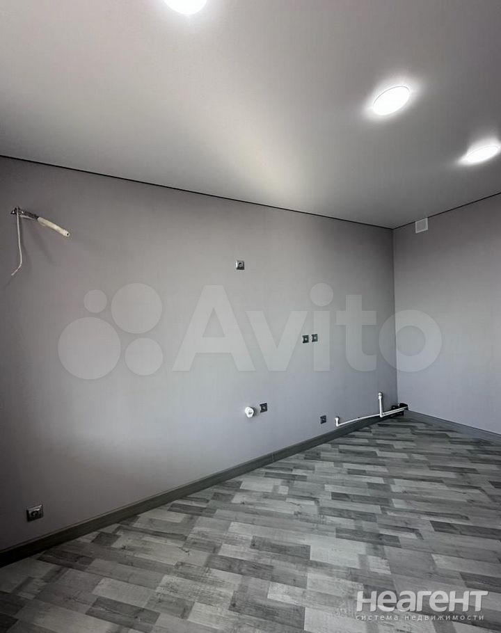 Продается 1-комнатная квартира, 47 м²