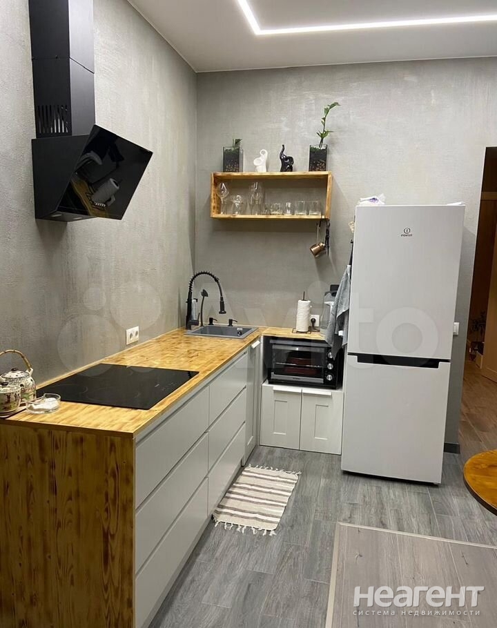 Продается 1-комнатная квартира, 38,3 м²