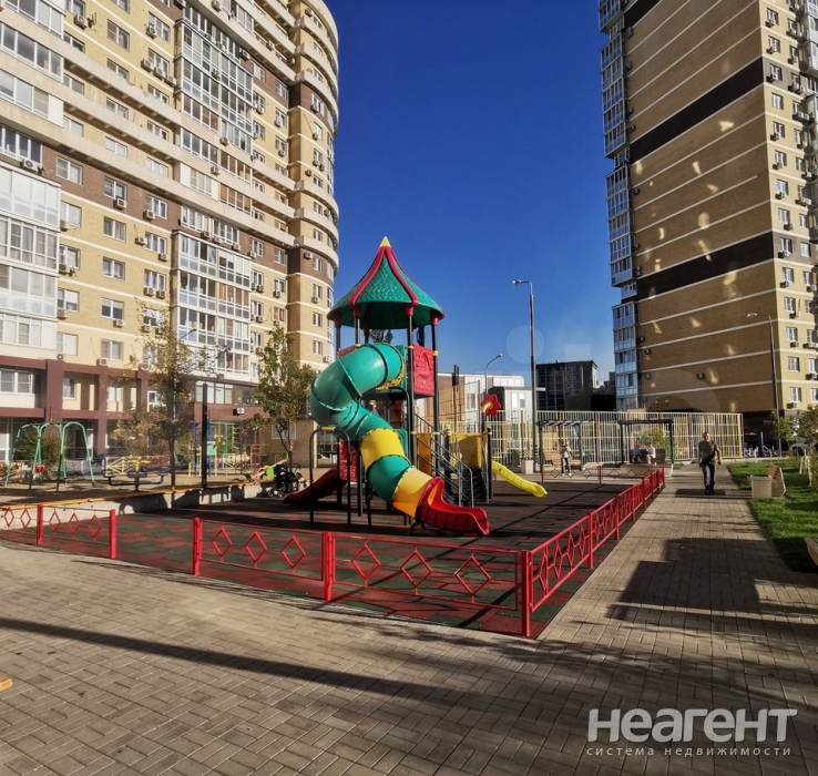 Продается 2-х комнатная квартира, 81,9 м²