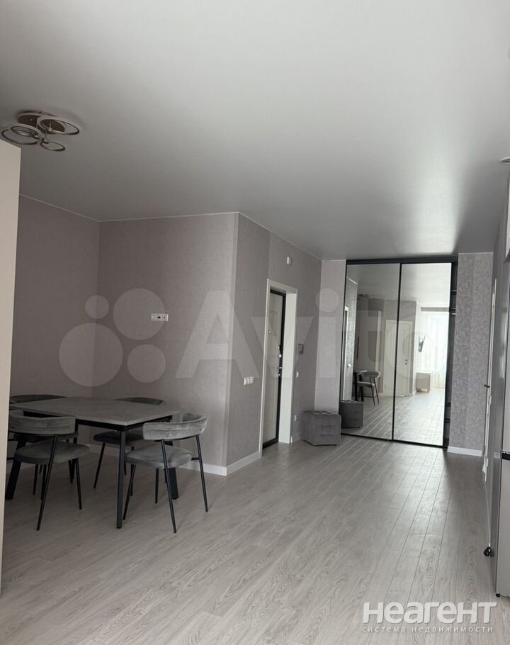 Сдается 1-комнатная квартира, 48 м²