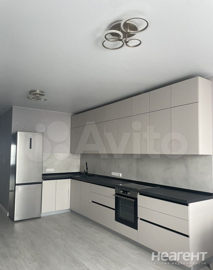 Сдается 1-комнатная квартира, 48 м²