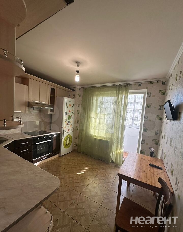 Сдается 1-комнатная квартира, 38,2 м²