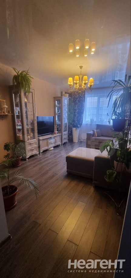 Продается 3-х комнатная квартира, 90 м²