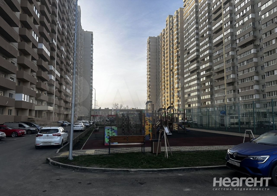 Продается 3-х комнатная квартира, 89,6 м²