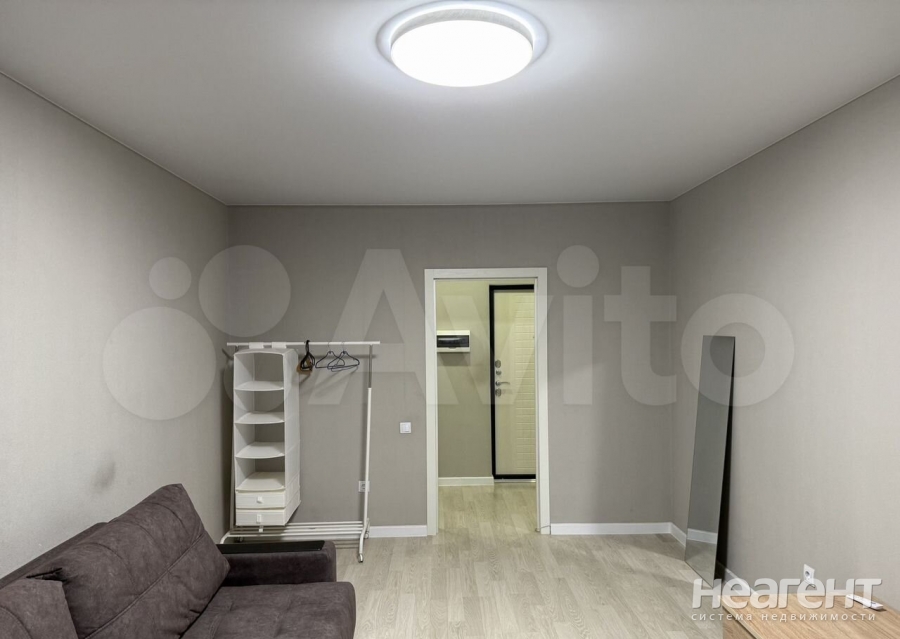 Сдается 1-комнатная квартира, 41 м²