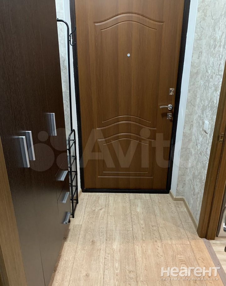 Продается 1-комнатная квартира, 28 м²