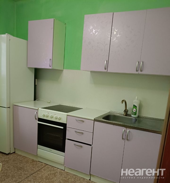 Сдается 1-комнатная квартира, 45 м²