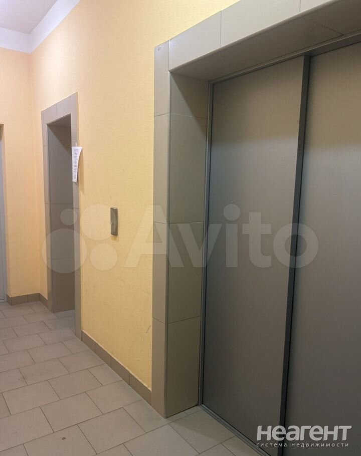 Продается 2-х комнатная квартира, 80 м²