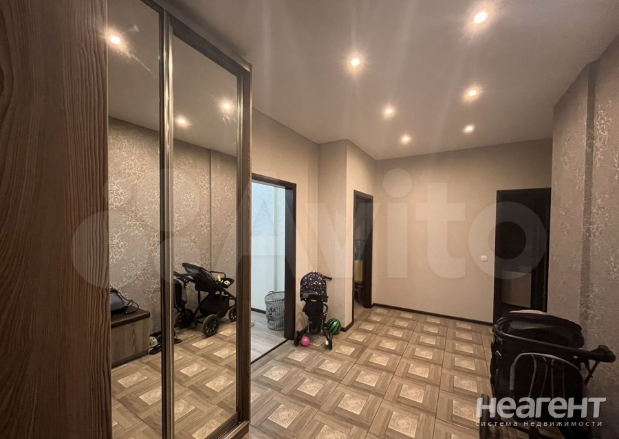 Продается 2-х комнатная квартира, 75 м²