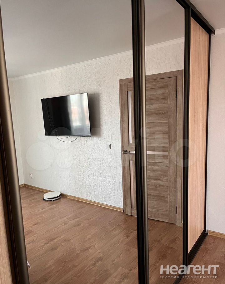 Продается 1-комнатная квартира, 37 м²