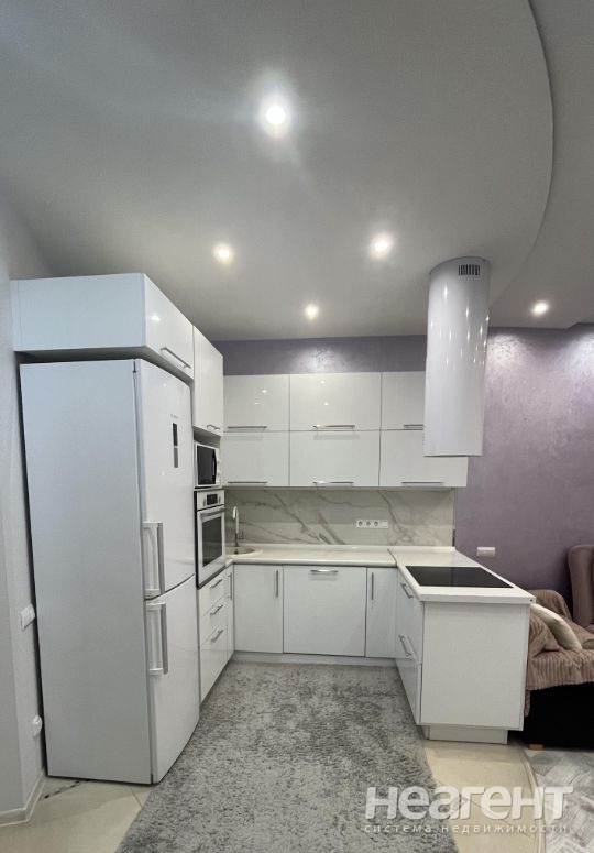 Сдается 2-х комнатная квартира, 94,1 м²