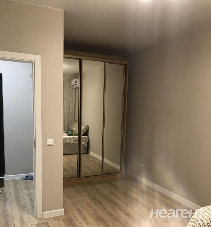 Продается 1-комнатная квартира, 38,5 м²