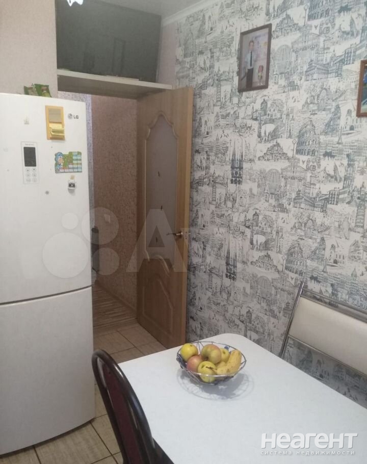 Продается 3-х комнатная квартира, 62 м²