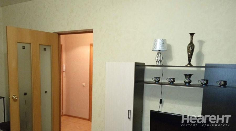 Продается 1-комнатная квартира, 37,4 м²