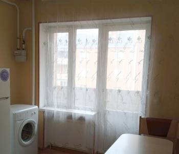 Продается 1-комнатная квартира, 37,4 м²