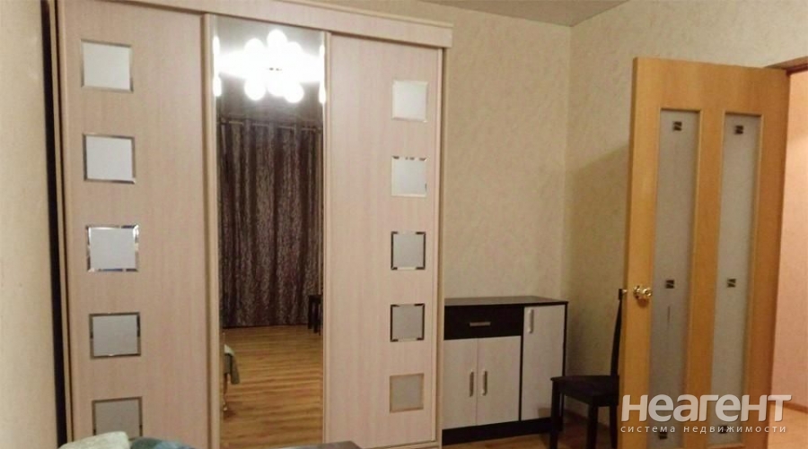 Продается 1-комнатная квартира, 37,4 м²