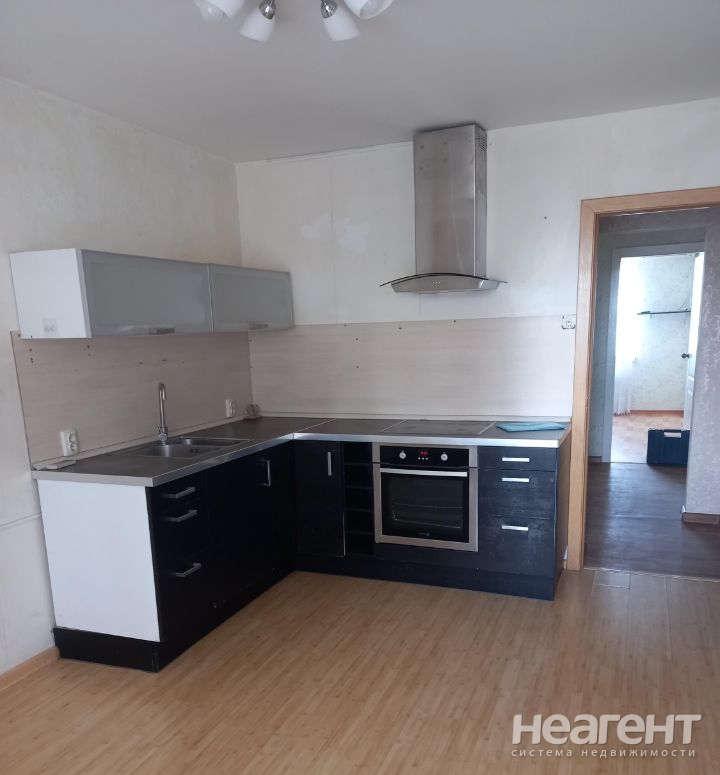 Сдается 2-х комнатная квартира, 61 м²