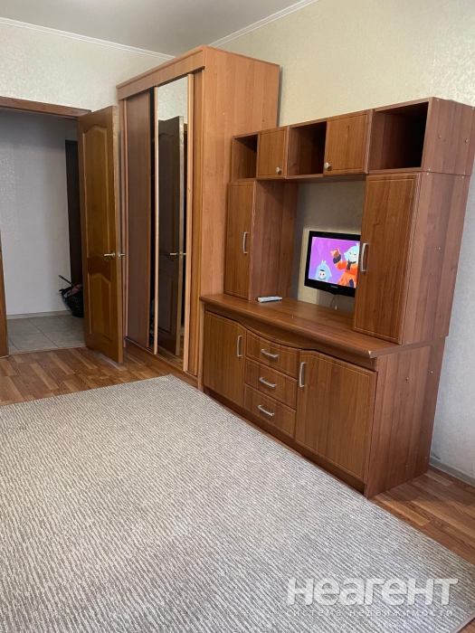 Сдается 1-комнатная квартира, 41 м²