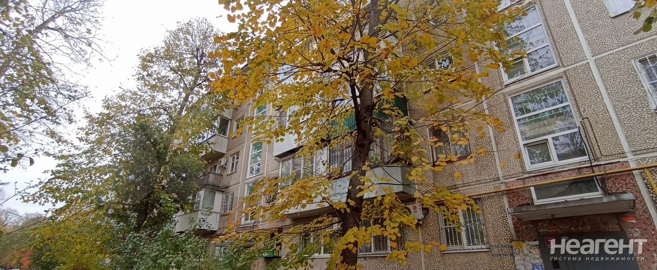 Продается Многокомнатная квартира, 75,5 м²