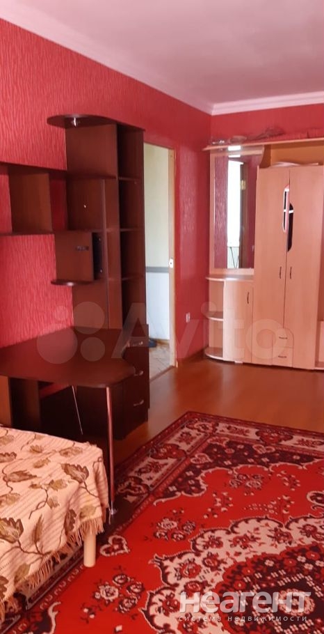 Сдается 1-комнатная квартира, 40 м²