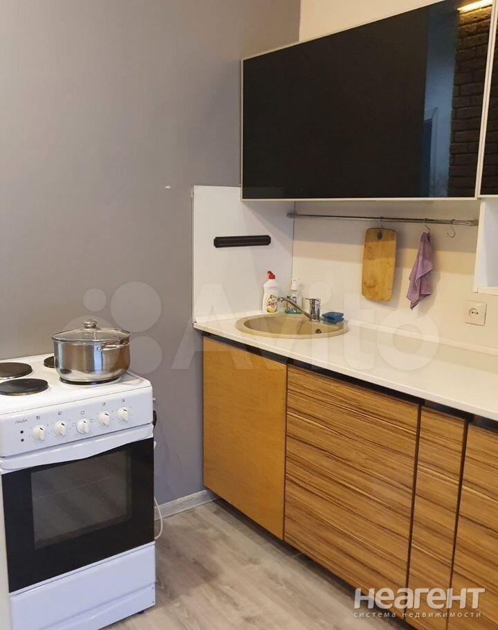 Продается 1-комнатная квартира, 35 м²