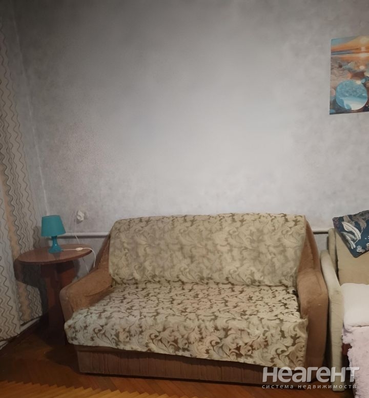 Сдается 2-х комнатная квартира, 60 м²