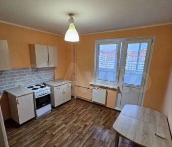 Продается 1-комнатная квартира, 40 м²