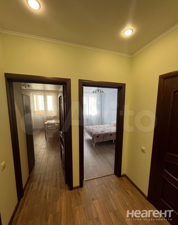 Сдается 1-комнатная квартира, 50 м²