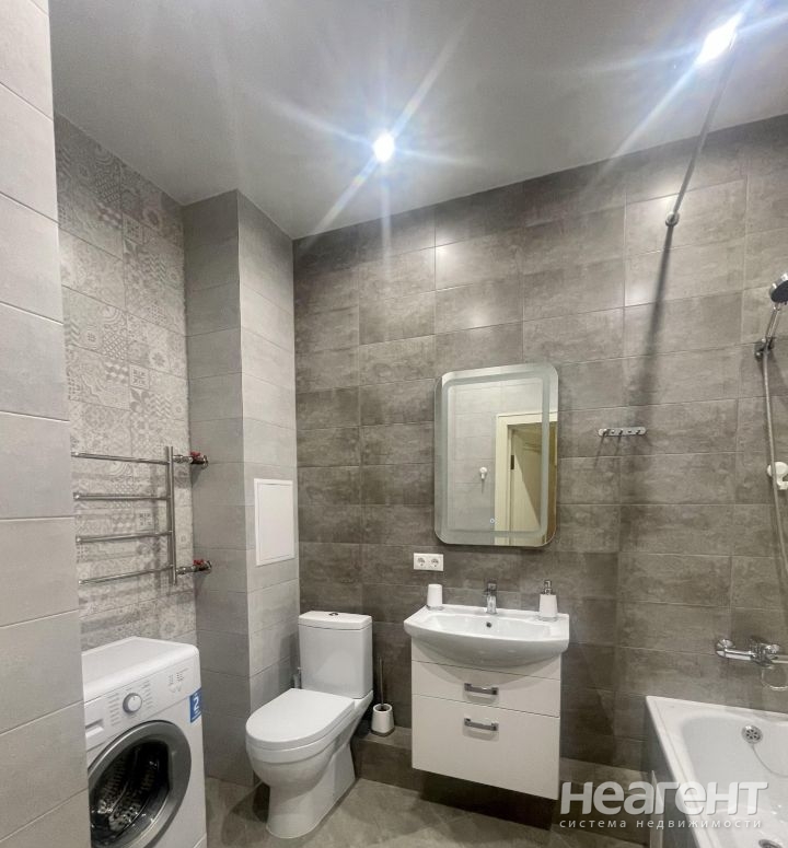 Сдается 1-комнатная квартира, 48 м²