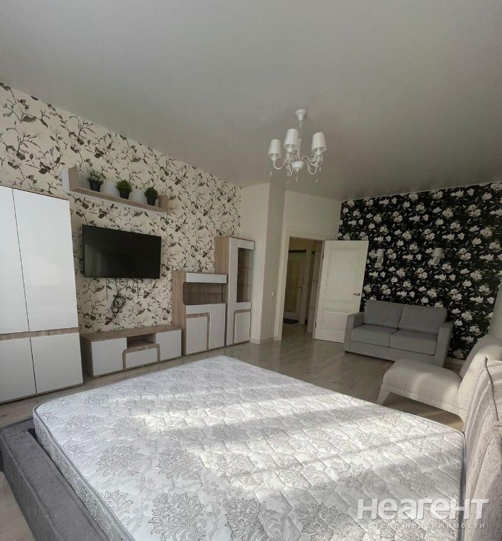 Сдается 1-комнатная квартира, 48 м²